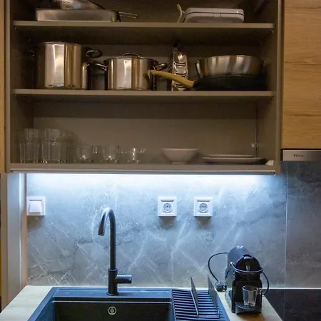 Nerissa Seafront Lejlighed