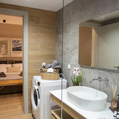 Nerissa Seafront Lejlighed Itea