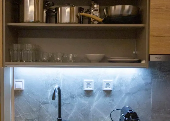 Nerissa Seafront Apartment