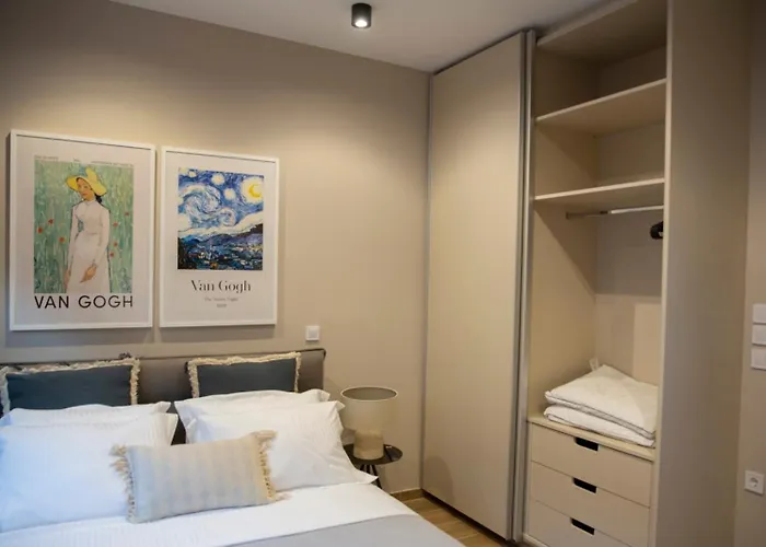 Nerissa Seafront Apartment *