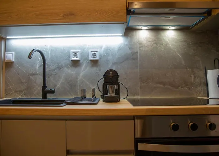 Apartment Nerissa Seafront *